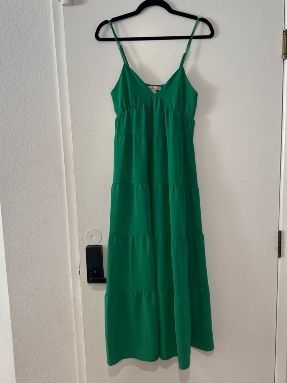 Green Tiered Spaghetti-Strap Maxi Dress